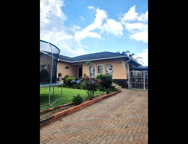 4 BEDROOM PROPERTY TO RENT IN HOMESTEAD